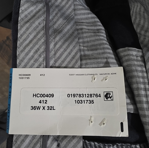 NWT Haggar Dark Blue Flex Waist Pants. Size 36x32 - Picture 12 of 14